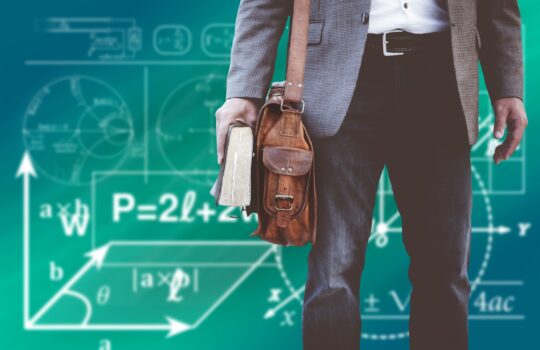 「頭がいい人を憑依させるとテストの成績が上がる」というザルツブルク大学の研究