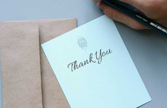 【道徳論なし】「物事に感謝しなさい」は科学的にも正解だった