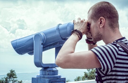 悩んだときには味方を召喚しよう