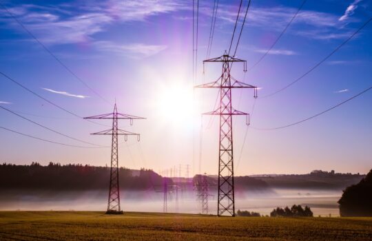 早く起きすぎると病気のリスクアップ！？早起きのセーフラインはいつ？