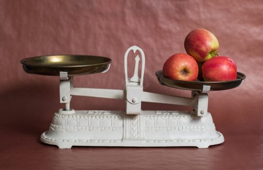 【1日15分】運動なしで痩せられるシンプルなテクニックとは？