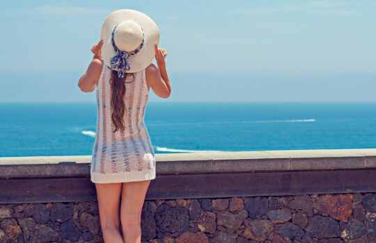 ほとんどの人がやってない！効果を2.5倍高める日焼け止めの塗り方