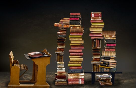 「試験が先、テキストが後」の方が効率的に学べる！