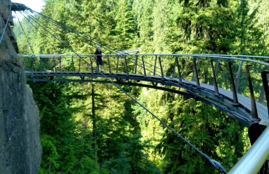 つり橋効果の研究を改めて勉強しよう